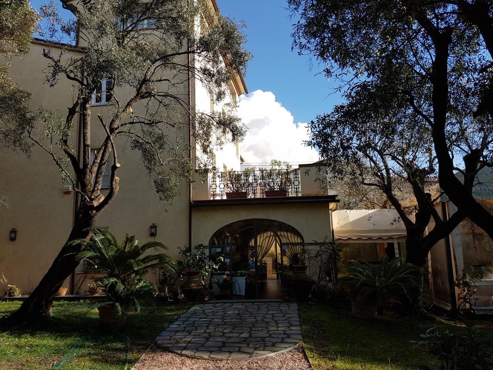 Antico Uliveto Guest House Seravezza Ngoại thất bức ảnh